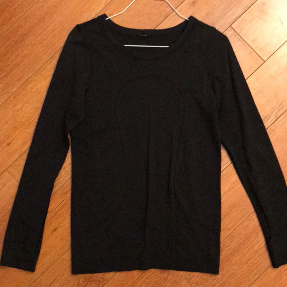 Lululemon Black Long sleeve (4)